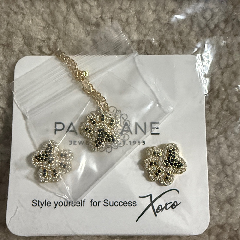 Park Lane Gold and Black Paw Jewelry Set.